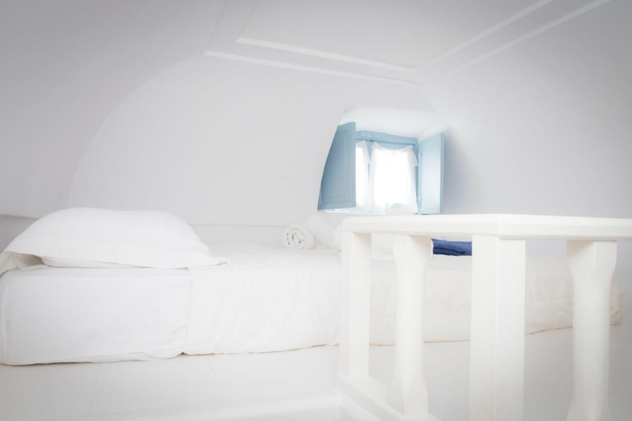 Emporio  Linos Suites מראה חיצוני תמונה