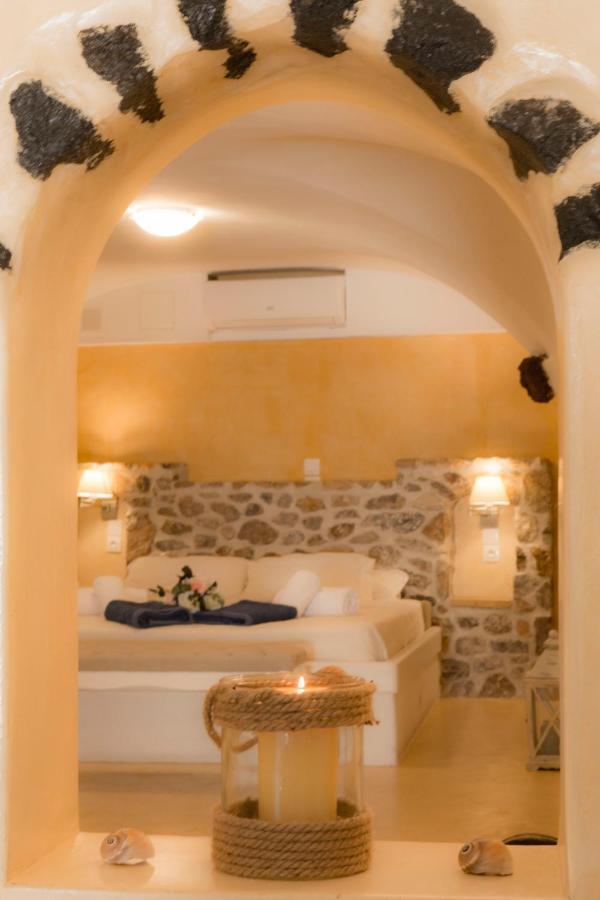 Emporio  Linos Suites מראה חיצוני תמונה