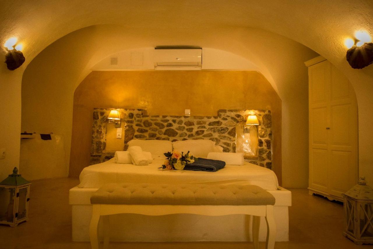 Emporio  Linos Suites מראה חיצוני תמונה